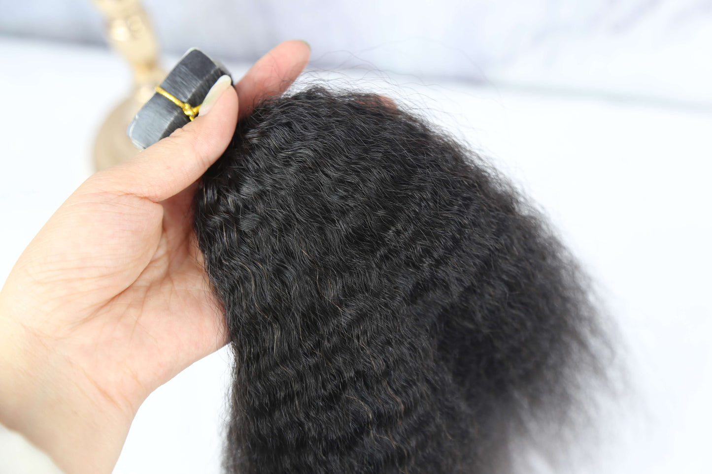 Kinky Straight Tape In Extensions (40 pieces)