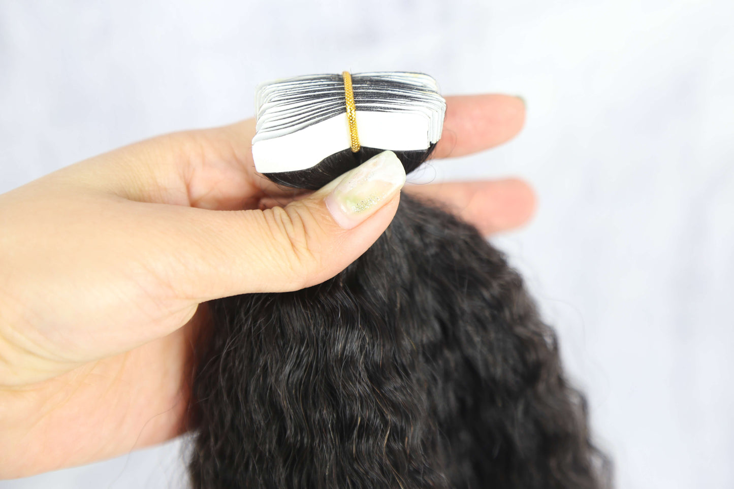 Kinky Straight Tape In Extensions (40 pieces)